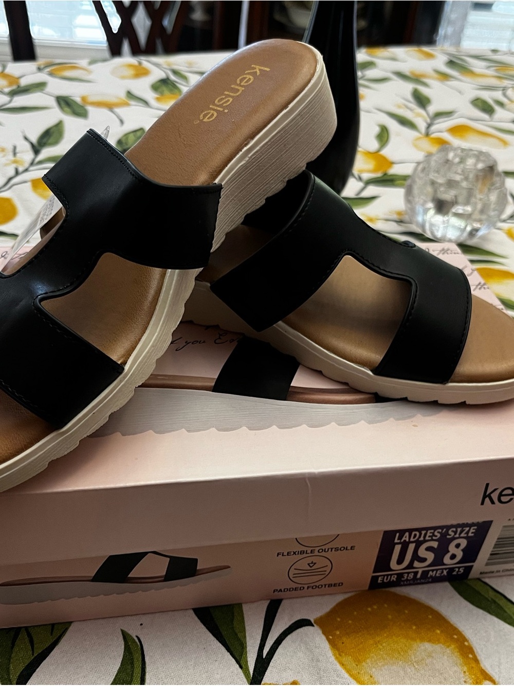 NWT: Kensie Black Slide Sandals with Cream Sole